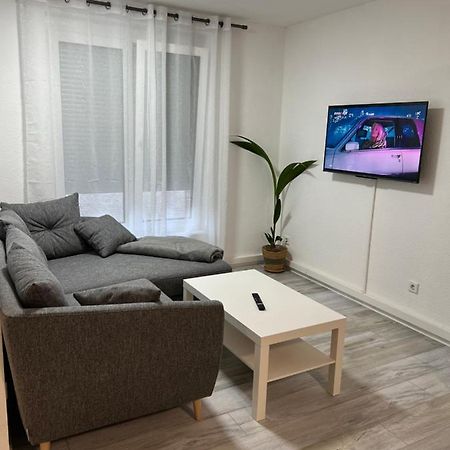 Deniz'S Serviced Apartment. Niederaula Exteriör bild