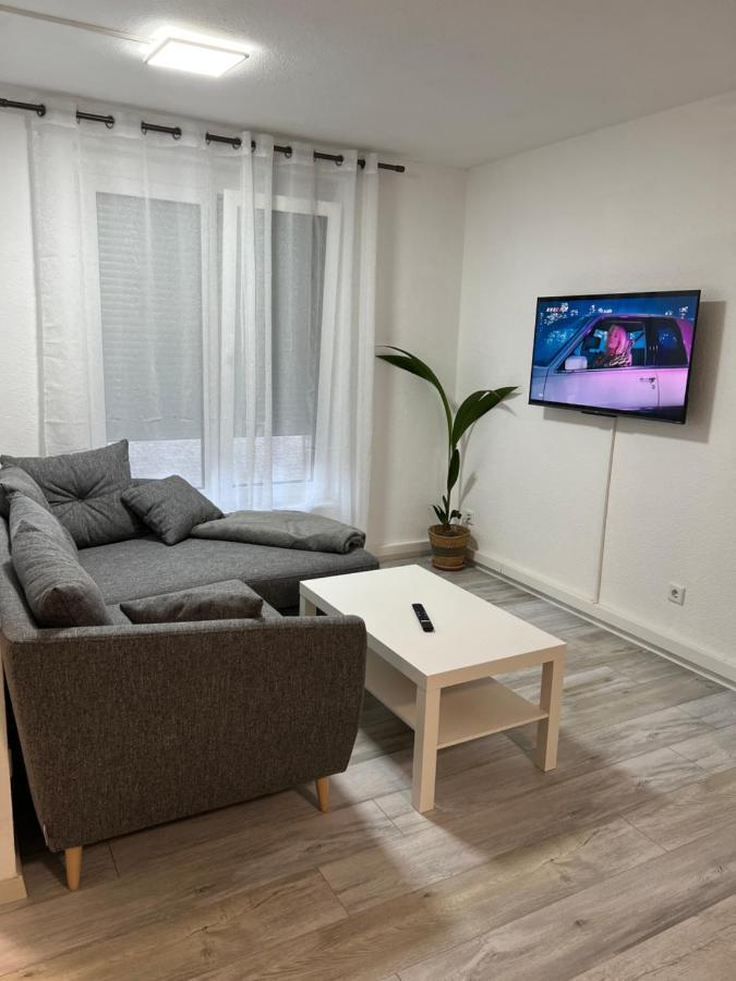 Deniz'S Serviced Apartment. Niederaula Exteriör bild